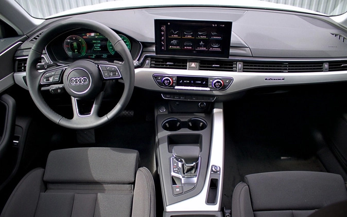 Audi A4 cena 199326 przebieg: 1, rok produkcji 2024 z Wolsztyn małe 352